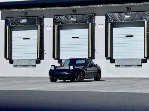 Used 1997 MAZDA MX-5 Miata image 10