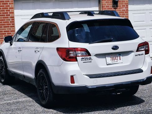 Used 2016 Subaru Outback 2.5i Limited image 12