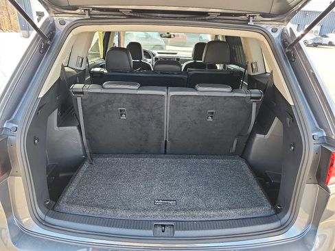 Used 2023 Volkswagen Atlas SE AWD/4WD image 28