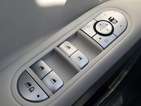 Used 2024 Hyundai Ioniq 5 SEL image 26