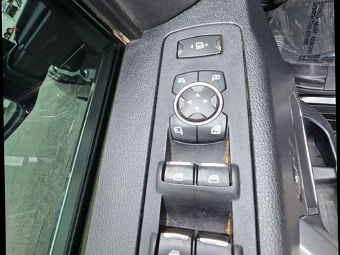 Used 2017 Ford F250 Platinum w/ Platinum Ultimate Package image 20