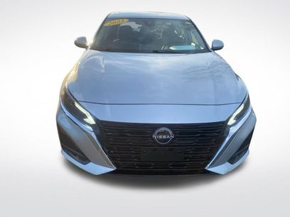 Used 2023 Nissan Altima 2.5 SV