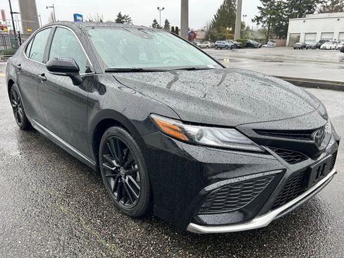 Certified 2023 Toyota Camry XSE FWD image 3