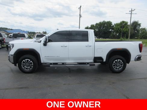 Certified 2024 GMC Sierra 2500 SLT w/ SLT Premium Package AWD/4WD image 10