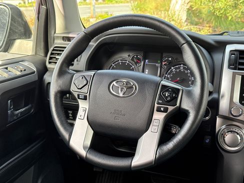 Used 2023 Toyota 4Runner SR5 Premium image 25