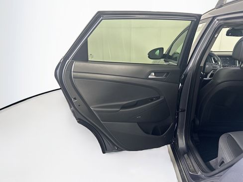 Used 2017 Hyundai Tucson Limited w/ Limited Ultimate Package 03 image 28