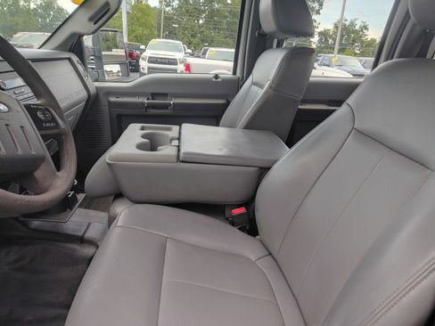 Used 2016 Ford F350 XL w/ Power Equipment Group image 9