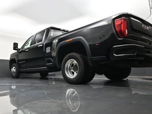 Used 2021 GMC Sierra 3500 Denali w/ Denali Ultimate Package AWD/4WD image 23