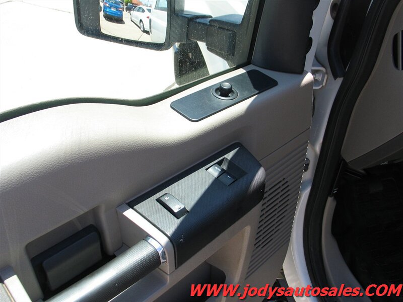 Used 2008 Ford F250 XL AWD/4WD image 3