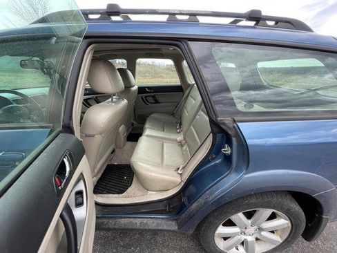 Used 2007 Subaru Outback 2.5i Limited AWD/4WD image 23