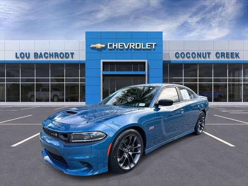 Used 2023 Dodge Charger Scat Pack w/ Plus Group RWD image 4