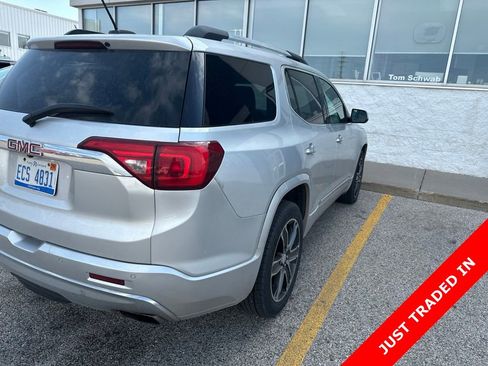 Used 2017 GMC Acadia Denali AWD/4WD image 5