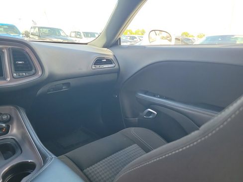 Used 2023 Dodge Challenger SXT RWD image 24
