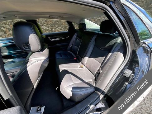 Used 2017 Cadillac XTS Luxury FWD image 19
