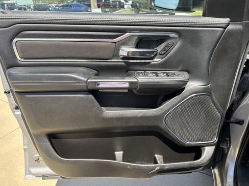 Used 2024 RAM 1500 Laramie AWD/4WD image 18