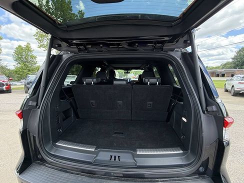 Used 2024 Lincoln Navigator Reserve AWD/4WD image 25