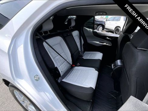 Used 2024 Chevrolet Equinox LS w/ LS Convenience Package FWD image 24