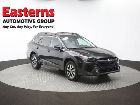 Used 2023 Subaru Outback Premium AWD/4WD image 47