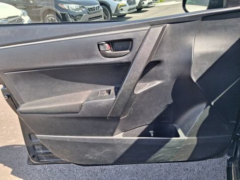 Used 2014 Toyota Corolla L FWD image 15
