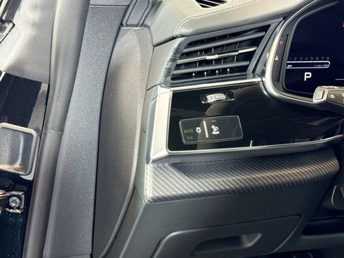 Used 2024 Audi RS Q8 image 10