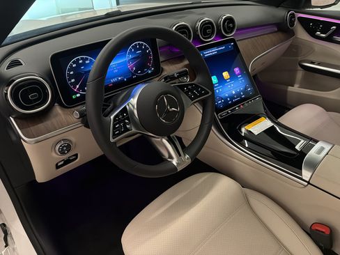 Used 2026 Mercedes-Benz C 300 Sedan image 4