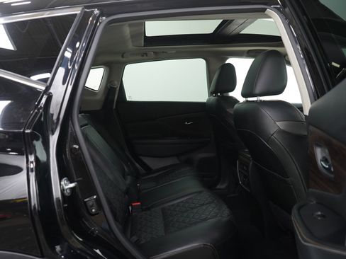 Used 2023 Nissan Murano Platinum image 11