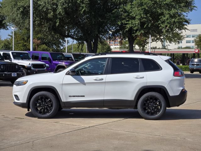 Certified 2023 Jeep Cherokee Altitude Lux AWD/4WD image 4