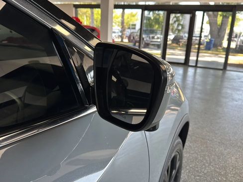 Used 2021 Nissan Murano Platinum w/ Cargo Package FWD image 32