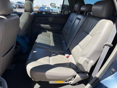 Used 2007 Toyota Sequoia Limited AWD/4WD image 16