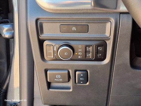 New 2025 Ford F150 Lariat w/ Equipment Group 501A Mid image 19