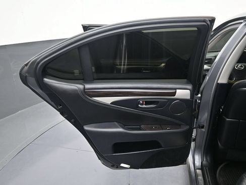 Used 2017 Lexus LS 460 AWD w/ Comfort Package image 33