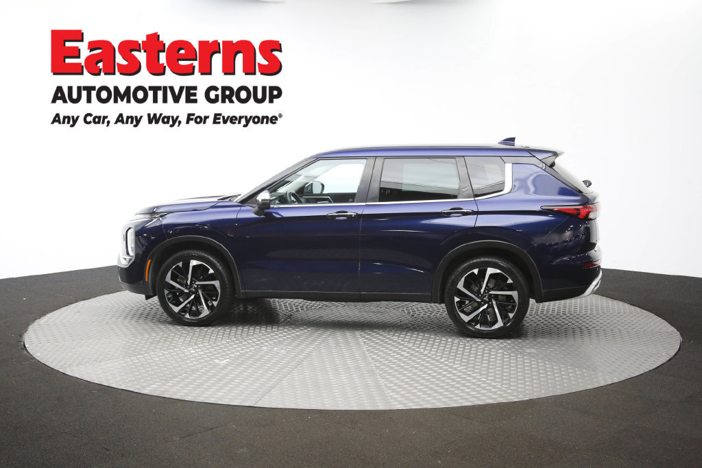 Used 2023 Mitsubishi Outlander SE AWD/4WD image 62
