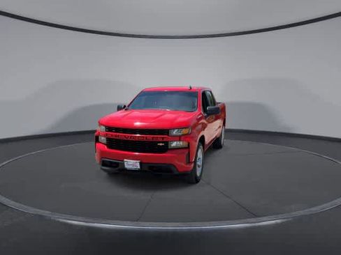 Used 2022 Chevrolet Silverado 1500 Custom RWD image 3
