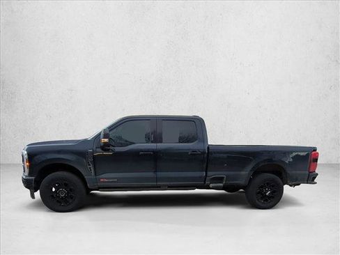Used 2024 Ford F350 Lariat w/ Sport Appearance Package image 8