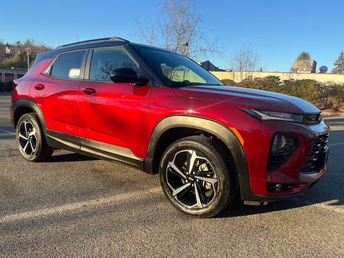 Used 2023 Chevrolet TrailBlazer RS image 1