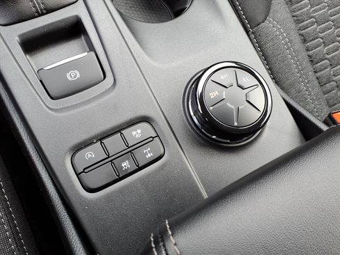 New 2025 Ford Ranger XLT w/ Equipment Group 301A High image 19