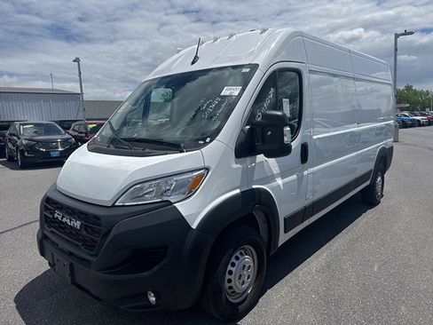 Used 2026 RAM ProMaster 2500 w/ Convenience Group FWD image 6
