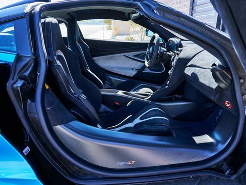 Used 2021 McLaren 765LT image 29