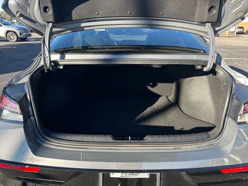 Certified 2025 Hyundai Elantra N Line image 15