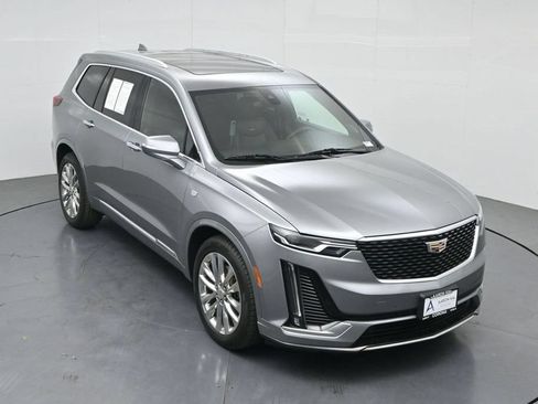 Used 2023 Cadillac XT6 Premium Luxury FWD image 45