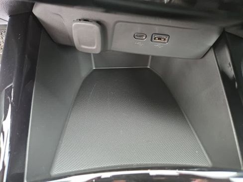 New 2026 Chevrolet Trax RS w/ Driver Confidence Package image 23