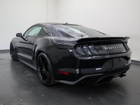 Used 2018 Ford Mustang GT Premium w/ GT Performance Package RWD image 5