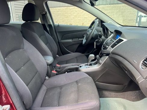 Used 2015 Chevrolet Cruze LT FWD image 11