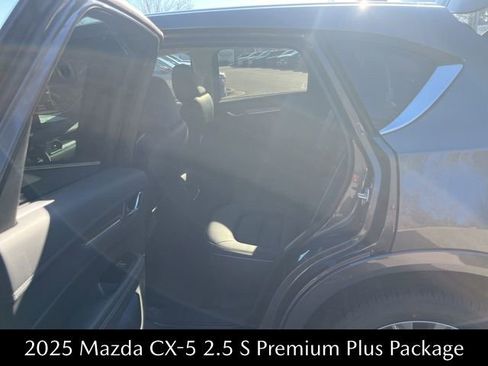 New 2025 MAZDA CX-5 AWD 2.5 S w/ Premium Plus Pkg image 23