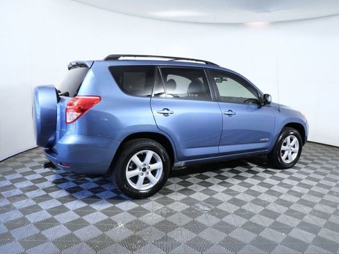 Used 2006 Toyota RAV4 Limited AWD/4WD image 8