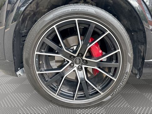 Used 2021 Audi Q8 Premium Plus AWD/4WD image 19