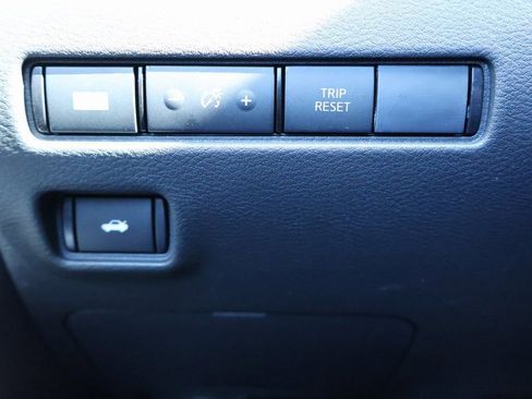 New 2025 Nissan Sentra SR image 15