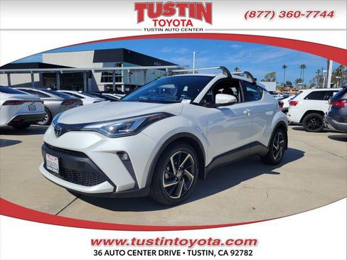 Certified 2022 Toyota C-HR Limited image 1