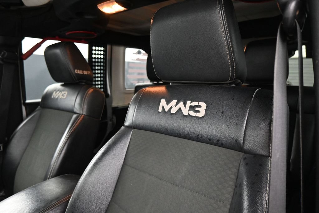 Used 2012 Jeep Wrangler Unlimited Rubicon AWD/4WD image 12