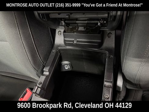Used 2018 Jeep Wrangler Sport AWD/4WD image 32
